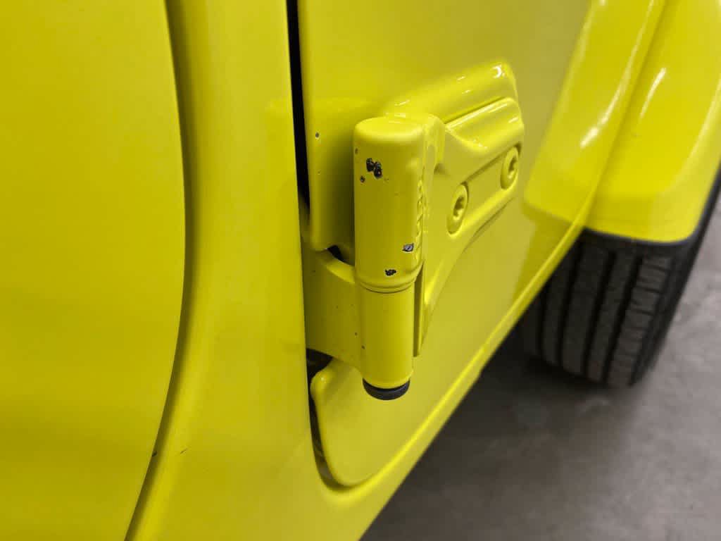 Used 2024 Jeep Wrangler Unlimited AWD/4WD image 34
