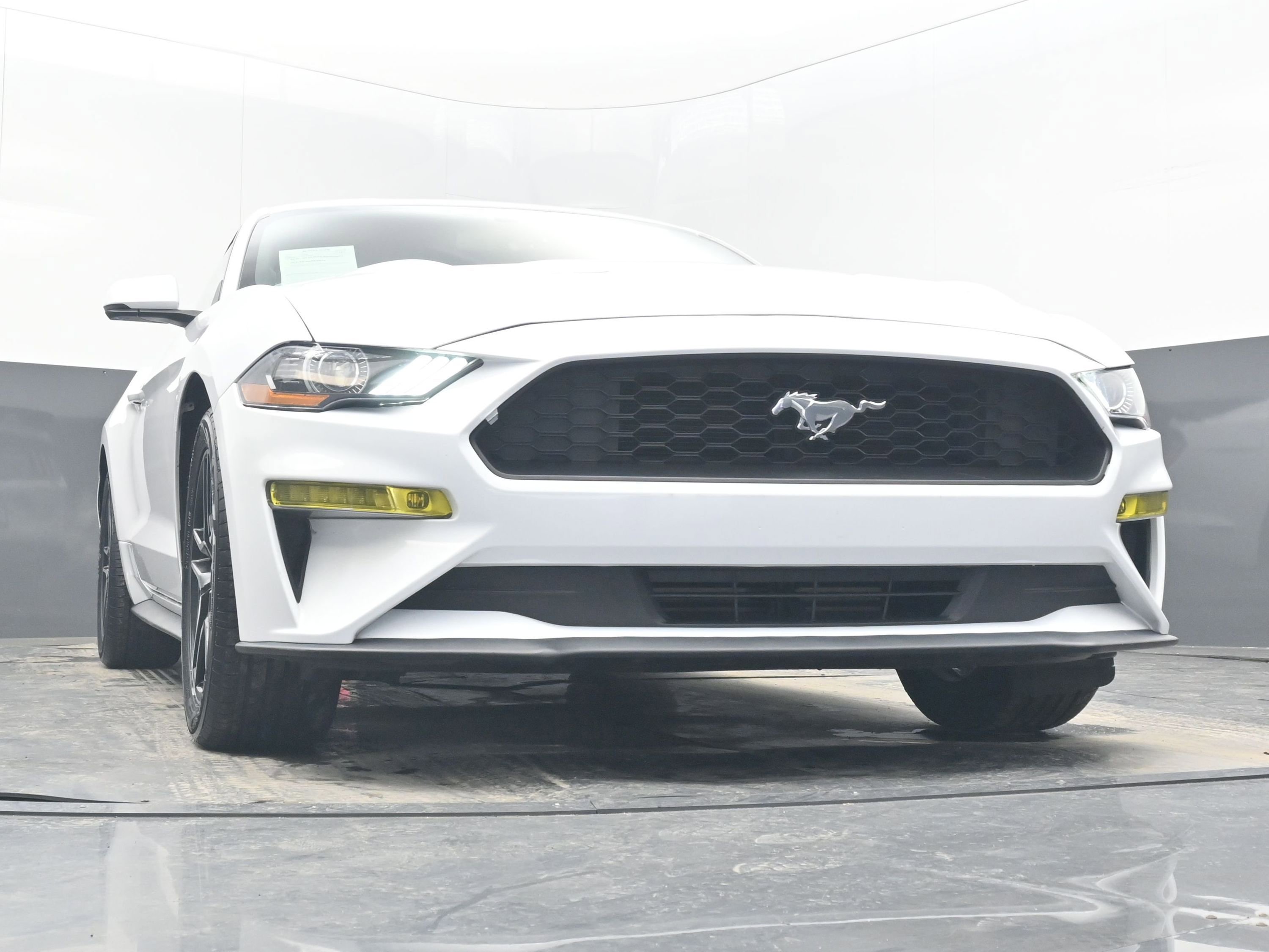 Used 2020 Ford Mustang Premium image 20