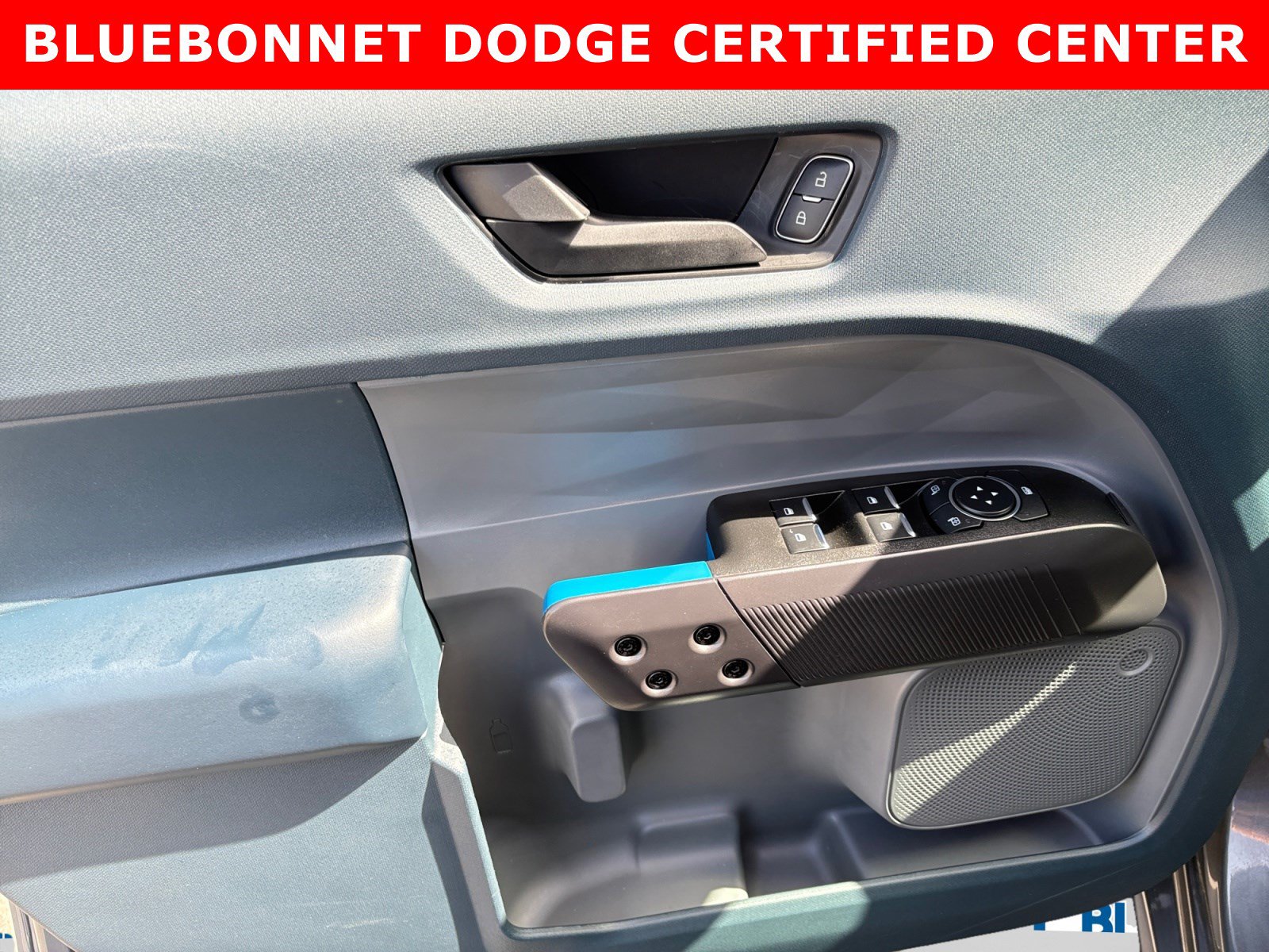 Used 2025 Ford Maverick Lobo AWD/4WD image 10