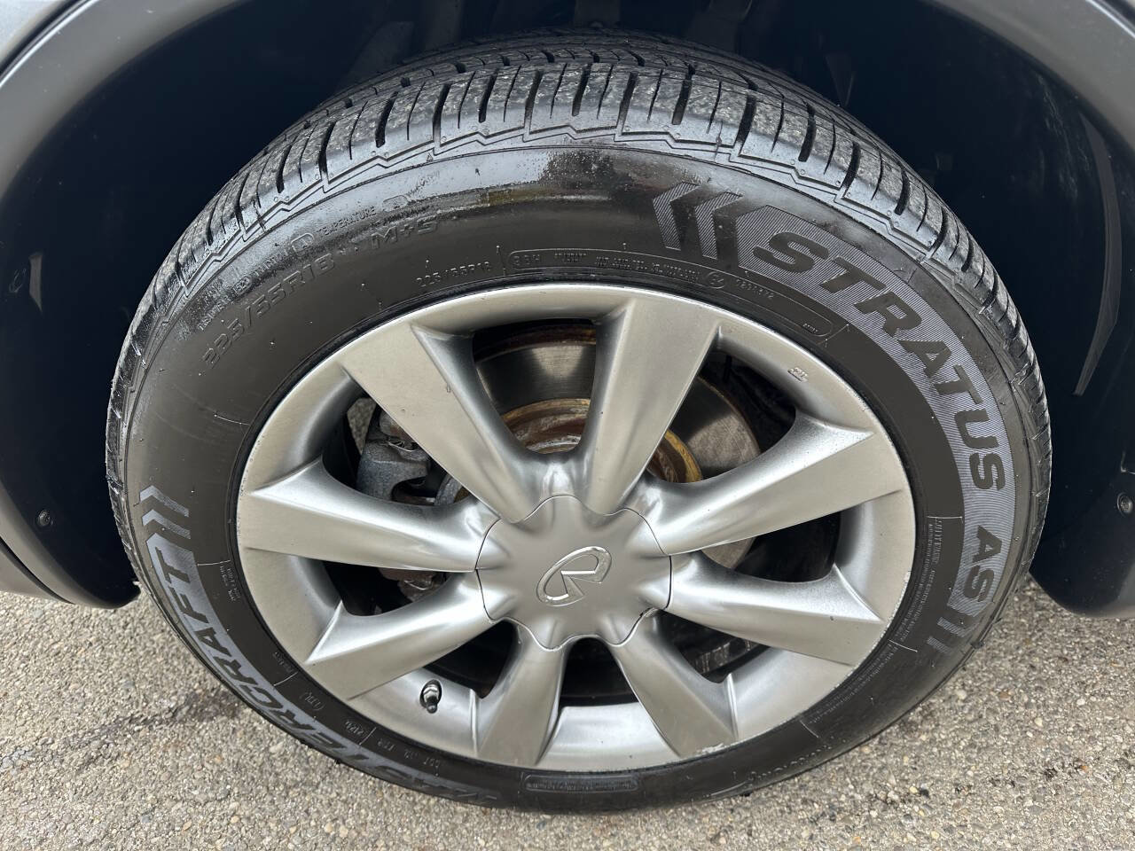 Used 2016 INFINITI QX50 AWD w/ Premium Plus Package image 32