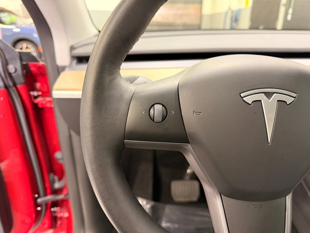 Used 2024 Tesla Model Y Long Range image 13