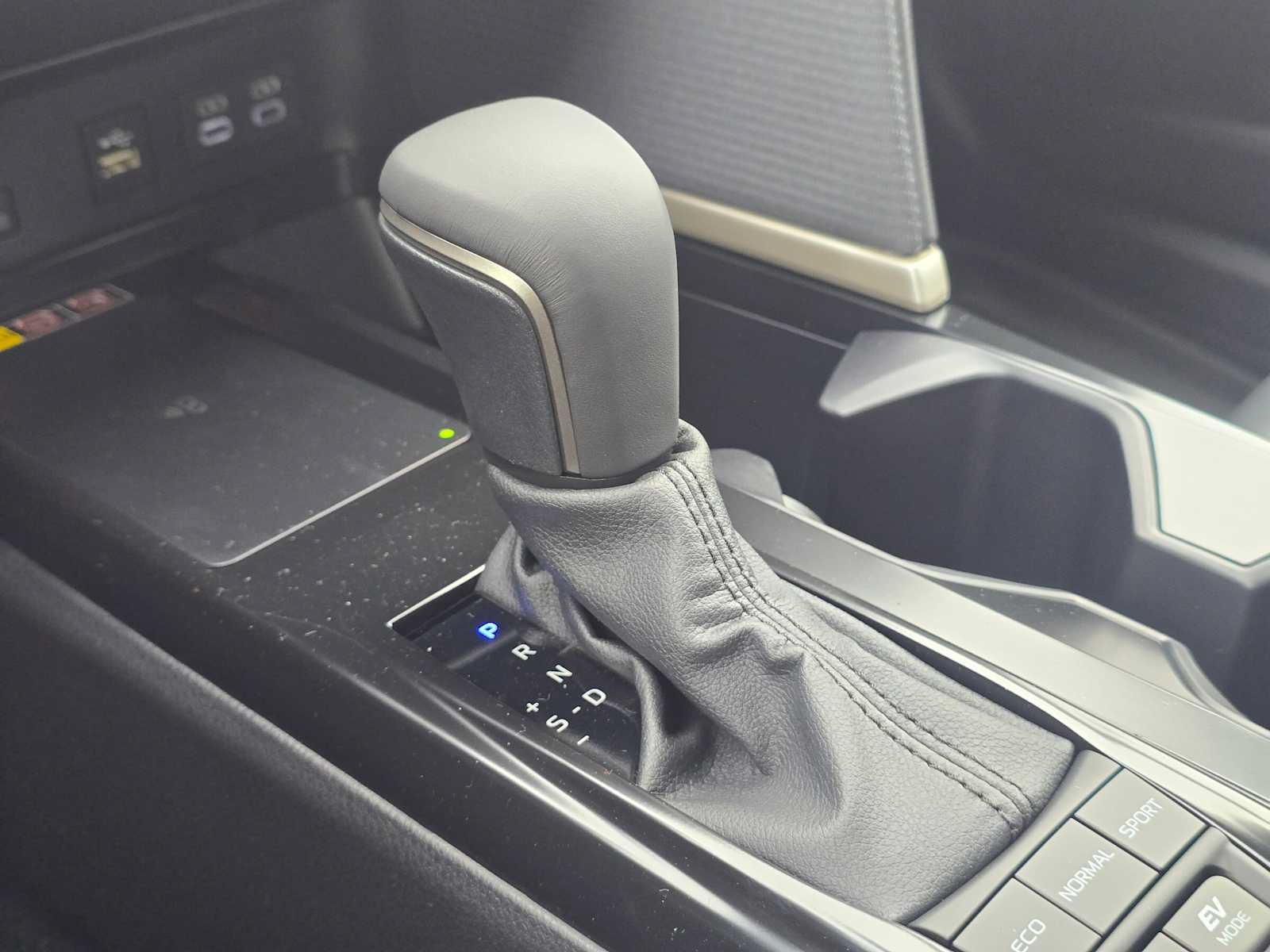New 2026 Toyota Camry SE AWD/4WD image 29