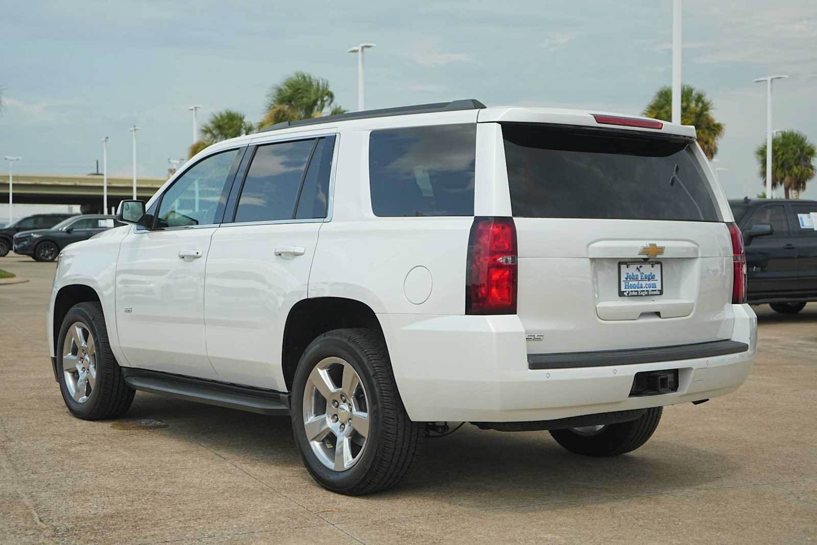 Used 2018 Chevrolet Tahoe LT w/ Max Trailering Package RWD image 4