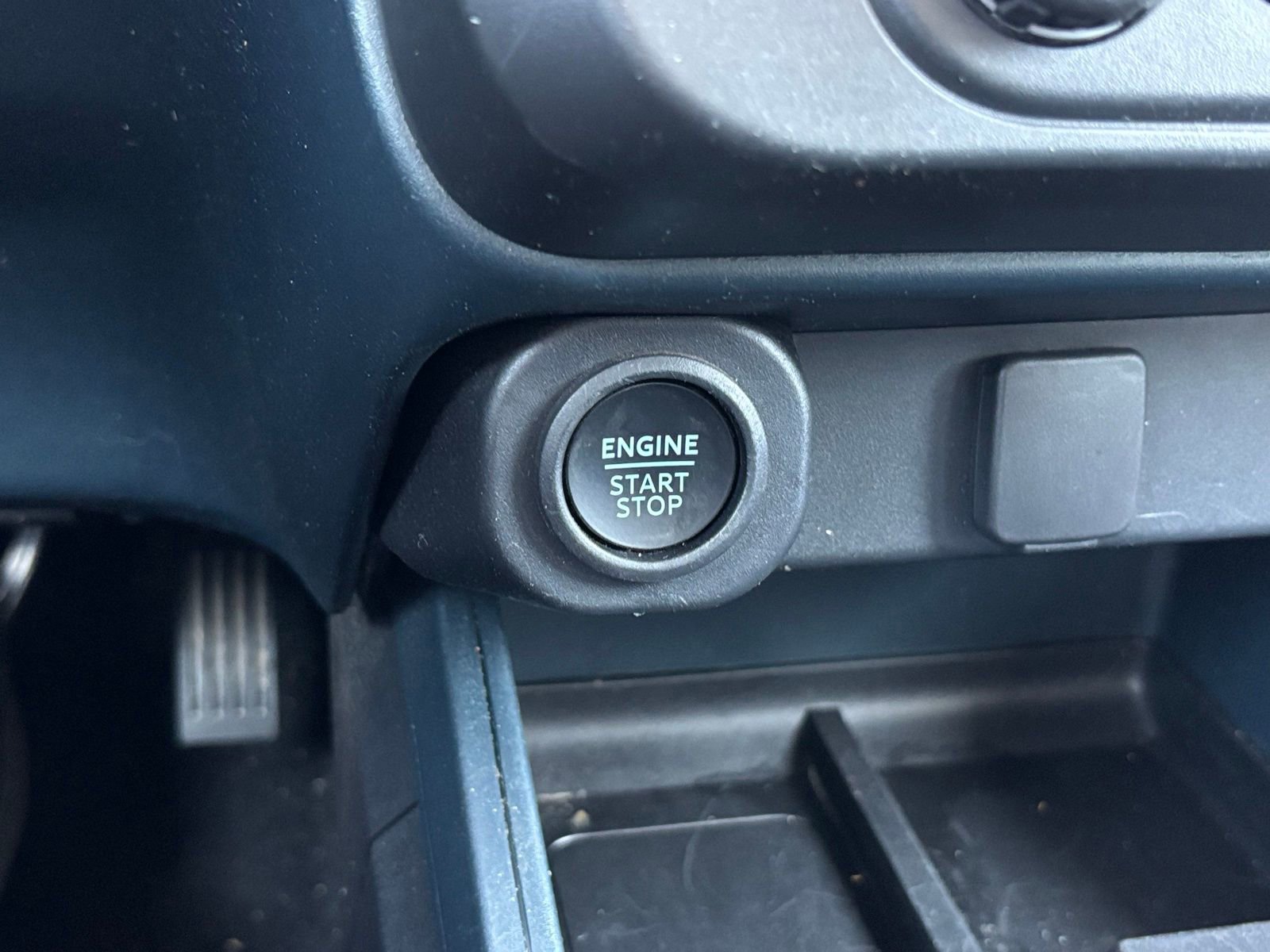 Used 2025 Ford Maverick Lobo AWD/4WD image 8