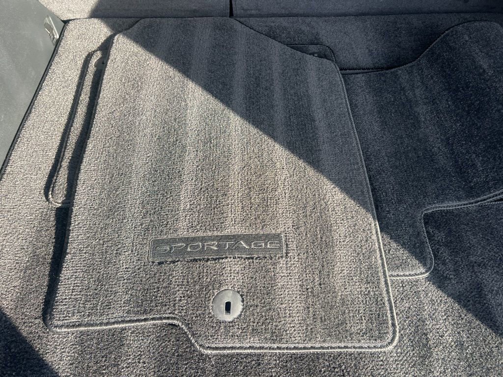 Certified 2025 Kia Sportage EX image 13