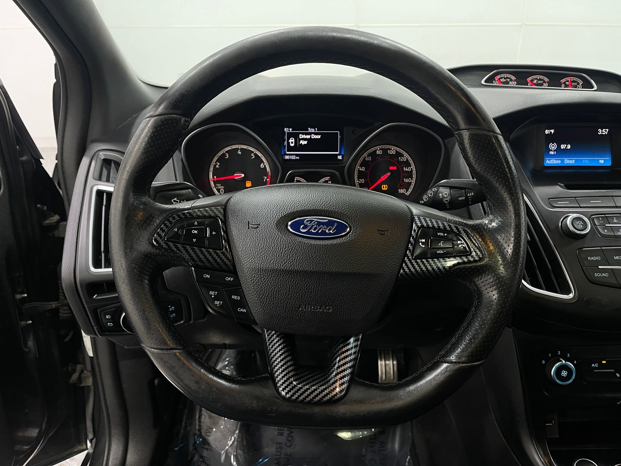 Used 2016 Ford Focus ST image 21