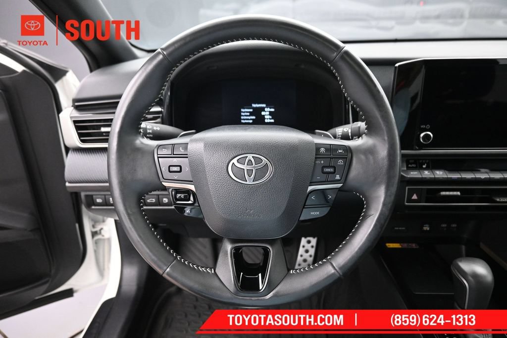 Used 2025 Toyota Camry SE w/ Convenience Package FWD image 24