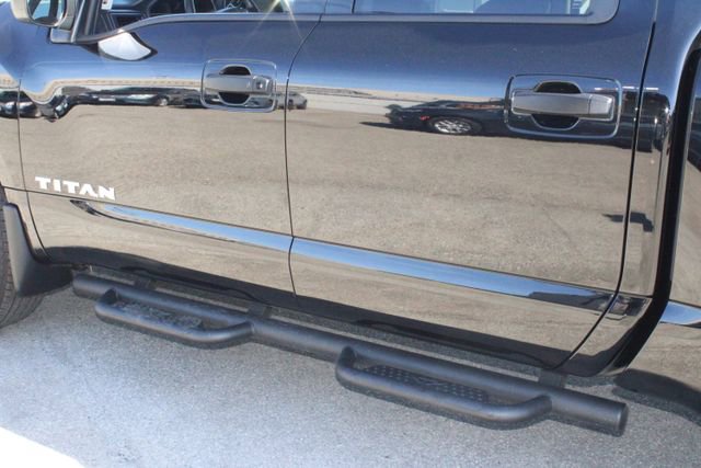 Used 2023 Nissan Titan SV w/ SV Convenience Package image 13
