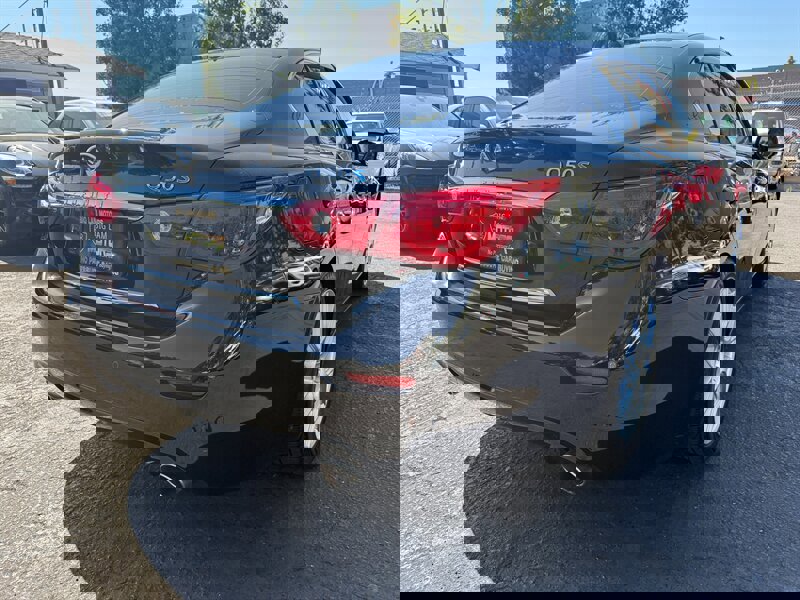 Used 2014 INFINITI Q50 Sport w/ Deluxe Technology Package image 5