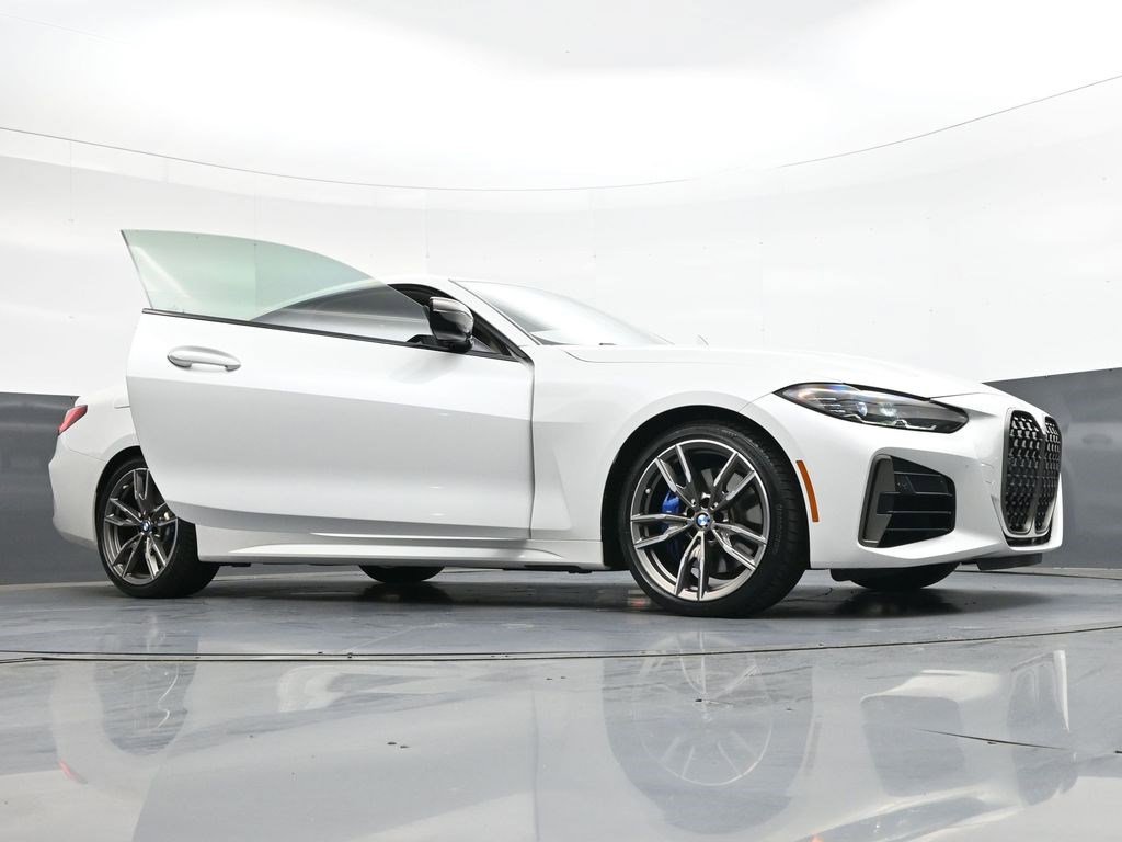 Used 2022 BMW M440i Coupe w/ Premium Package RWD image 40