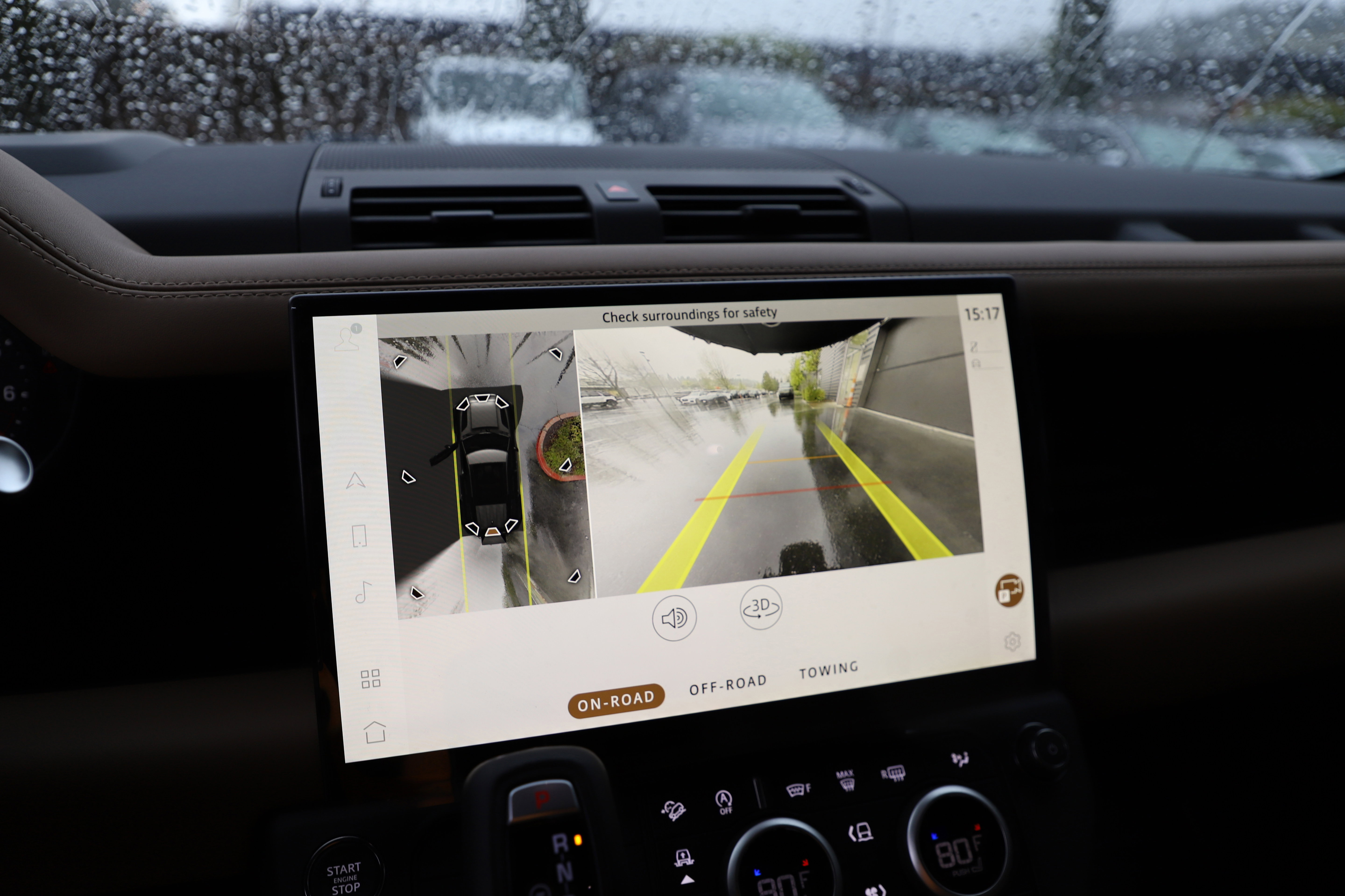 New 2026 Land Rover Defender 110 X-Dynamic SE image 25