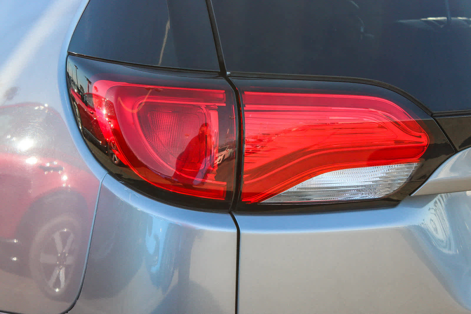 Used 2018 Chrysler Pacifica Touring-L image 7