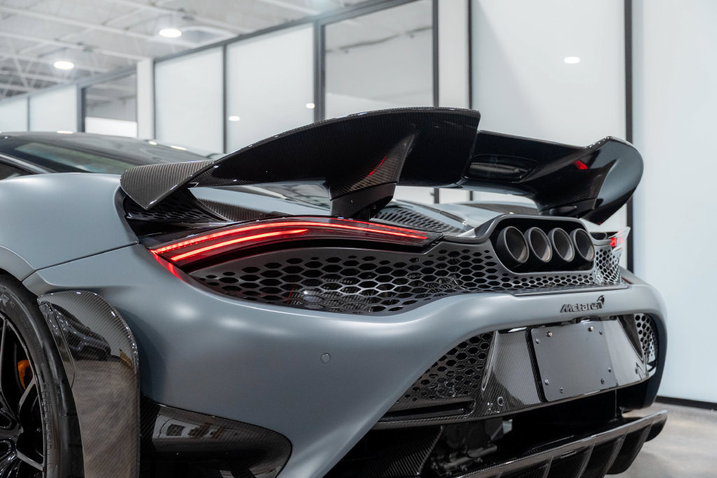 Used 2021 McLaren 765LT RWD image 37