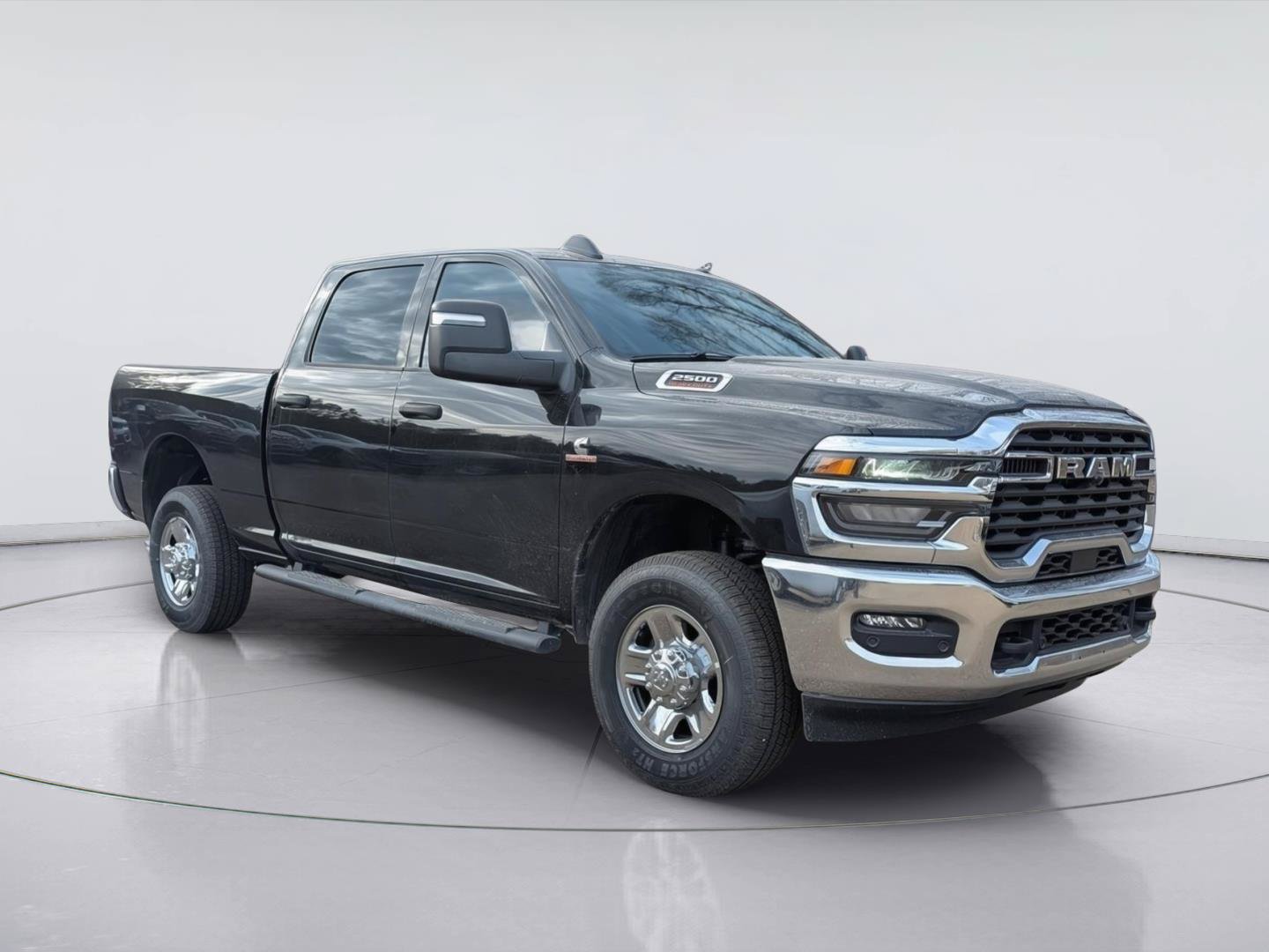 New 2026 RAM 2500 Tradesman AWD/4WD image 4