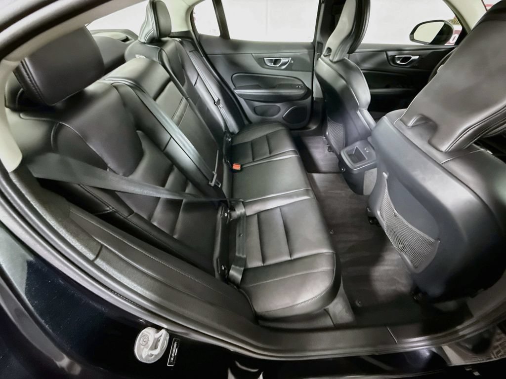 Used 2024 Volvo S60 B5 Core w/ Climate Package FWD image 28