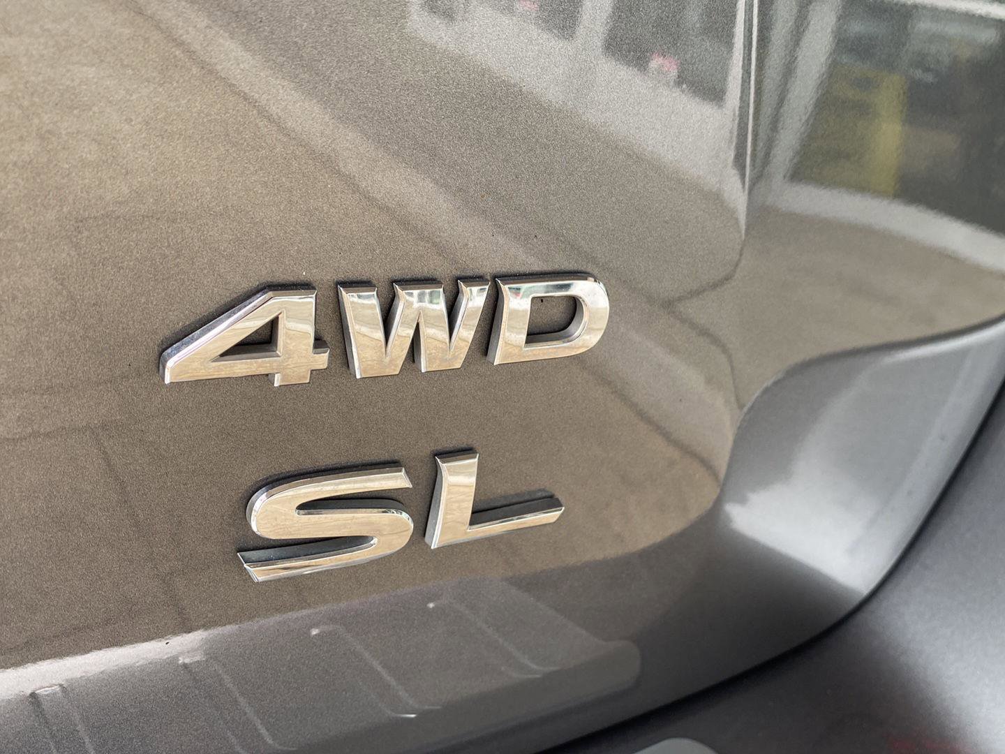 Used 2019 Nissan Pathfinder SL image 9