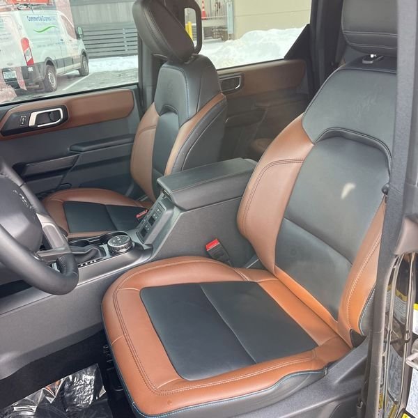 Used 2024 Ford Bronco Outer Banks image 12