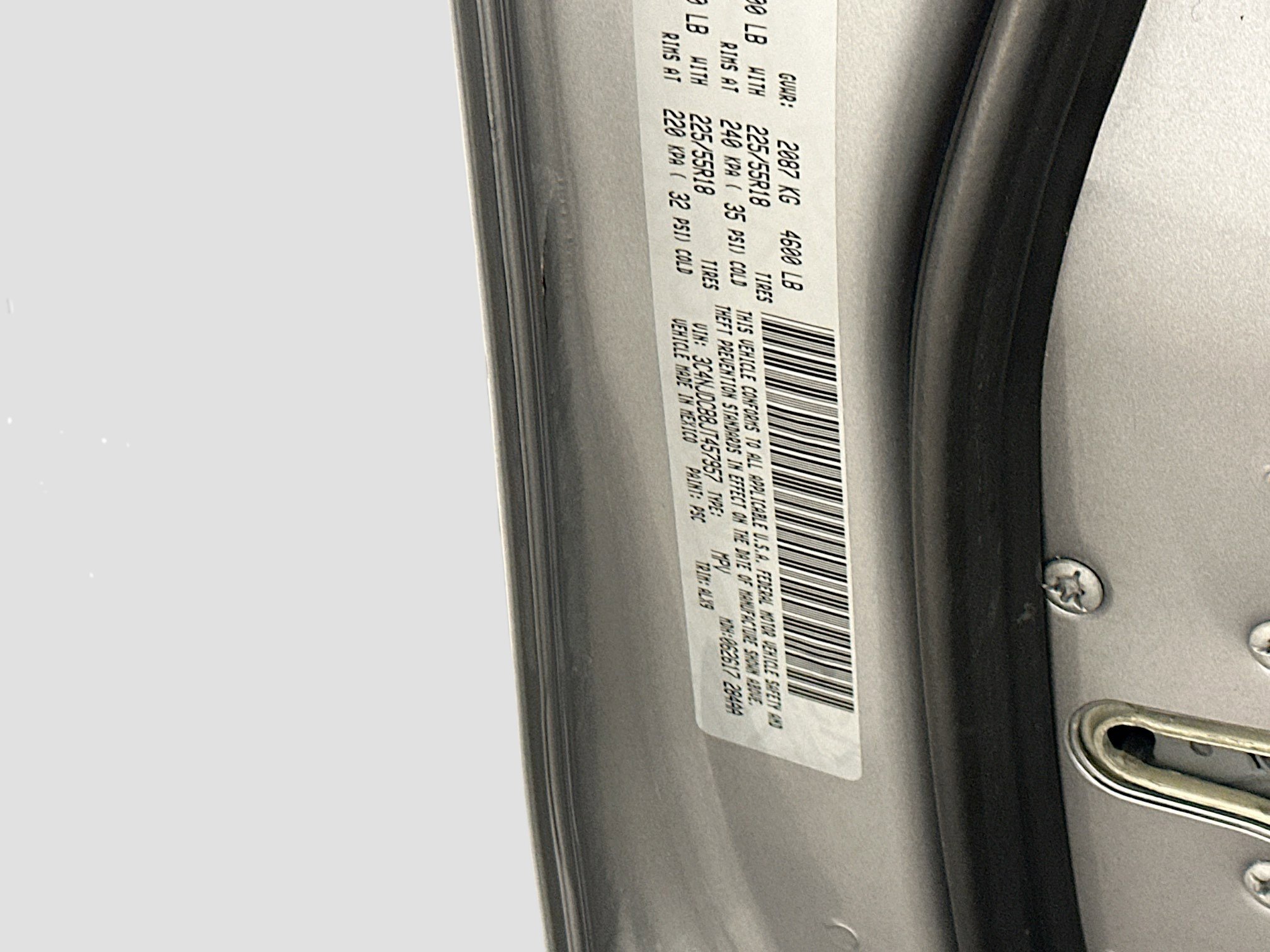 Used 2018 Jeep Compass Limited w/ Navigation Group AWD/4WD image 12