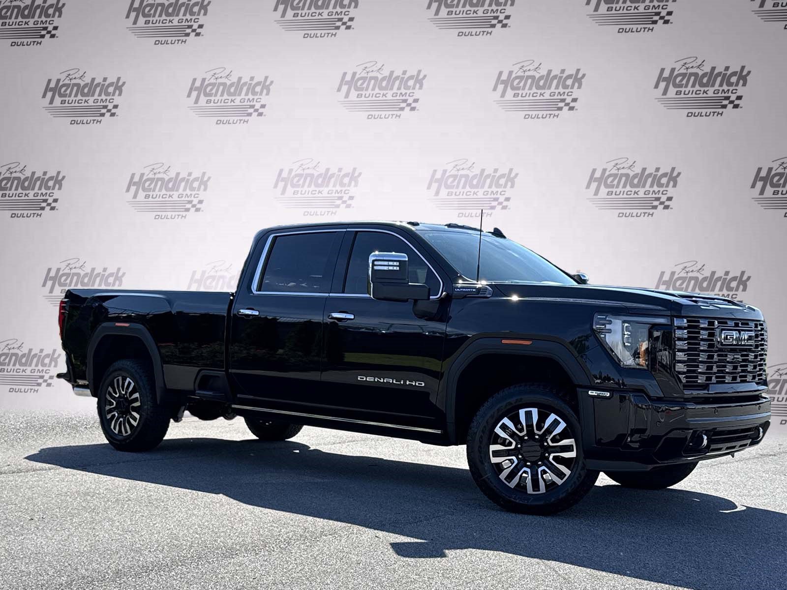 New 2026 GMC Sierra 3500 Denali Ultimate AWD/4WD image 2