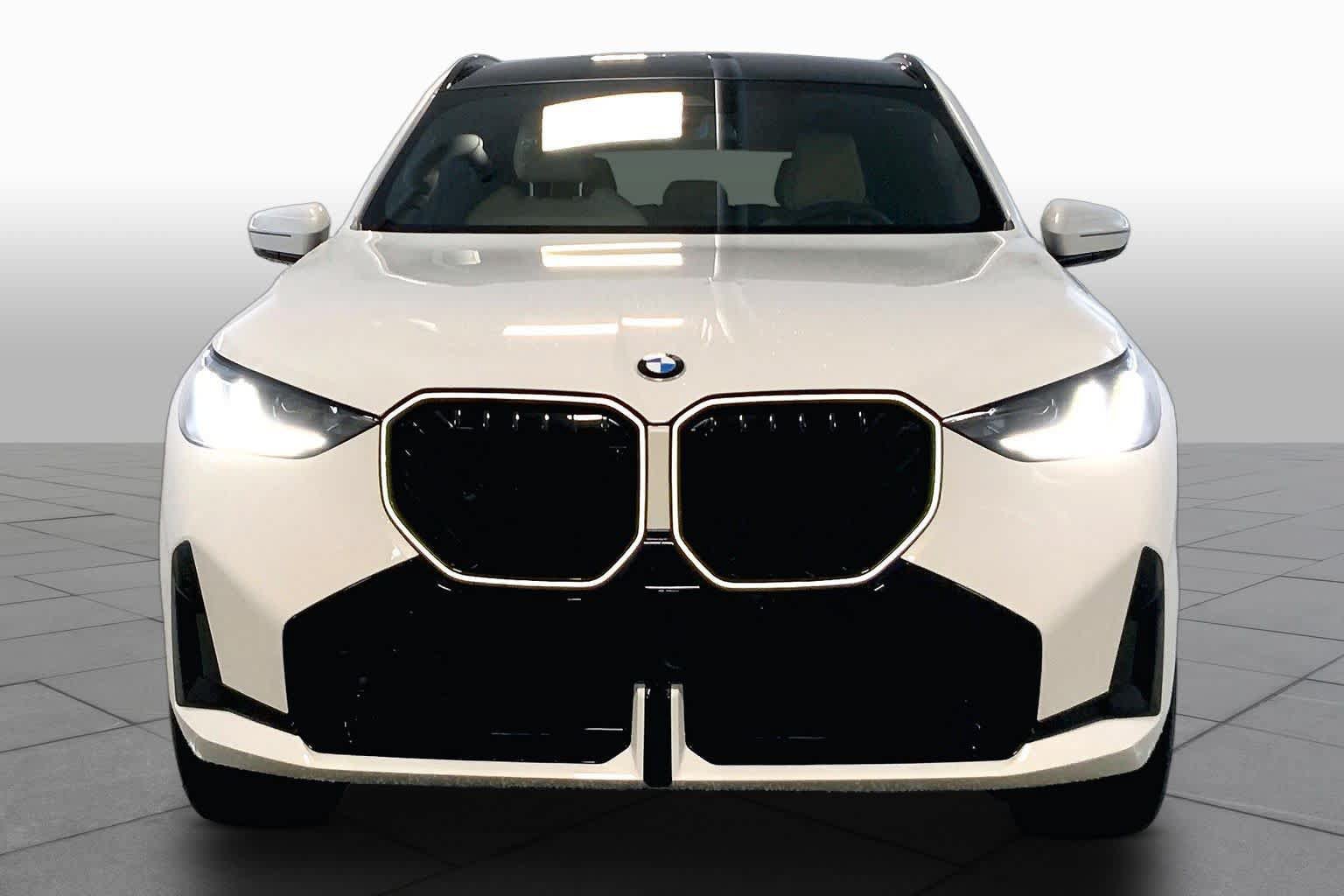 New 2026 BMW X3 xDrive30i w/ Premium Package AWD/4WD image 3