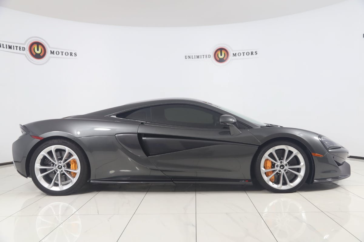 Used 2020 McLaren 570S Coupe RWD image 2