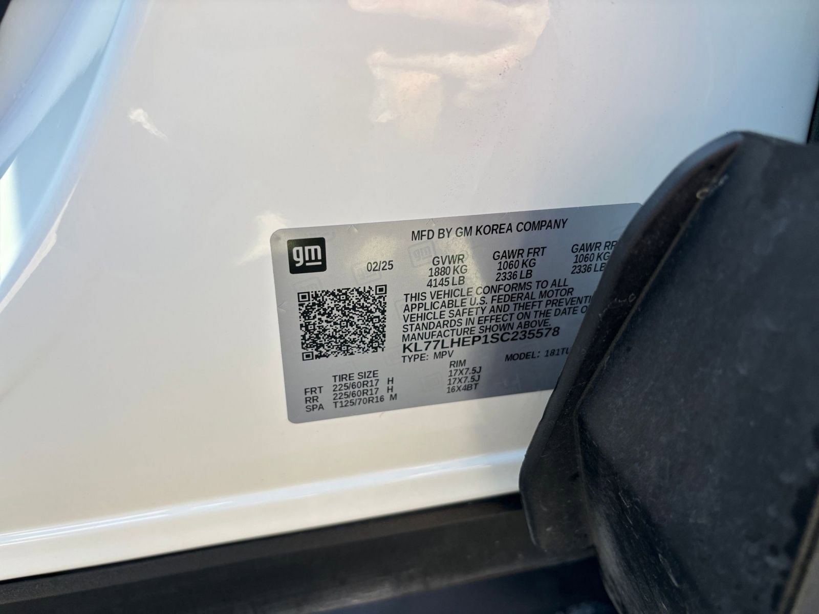 Used 2025 Chevrolet Trax LT w/ LT Convenience Package FWD image 28