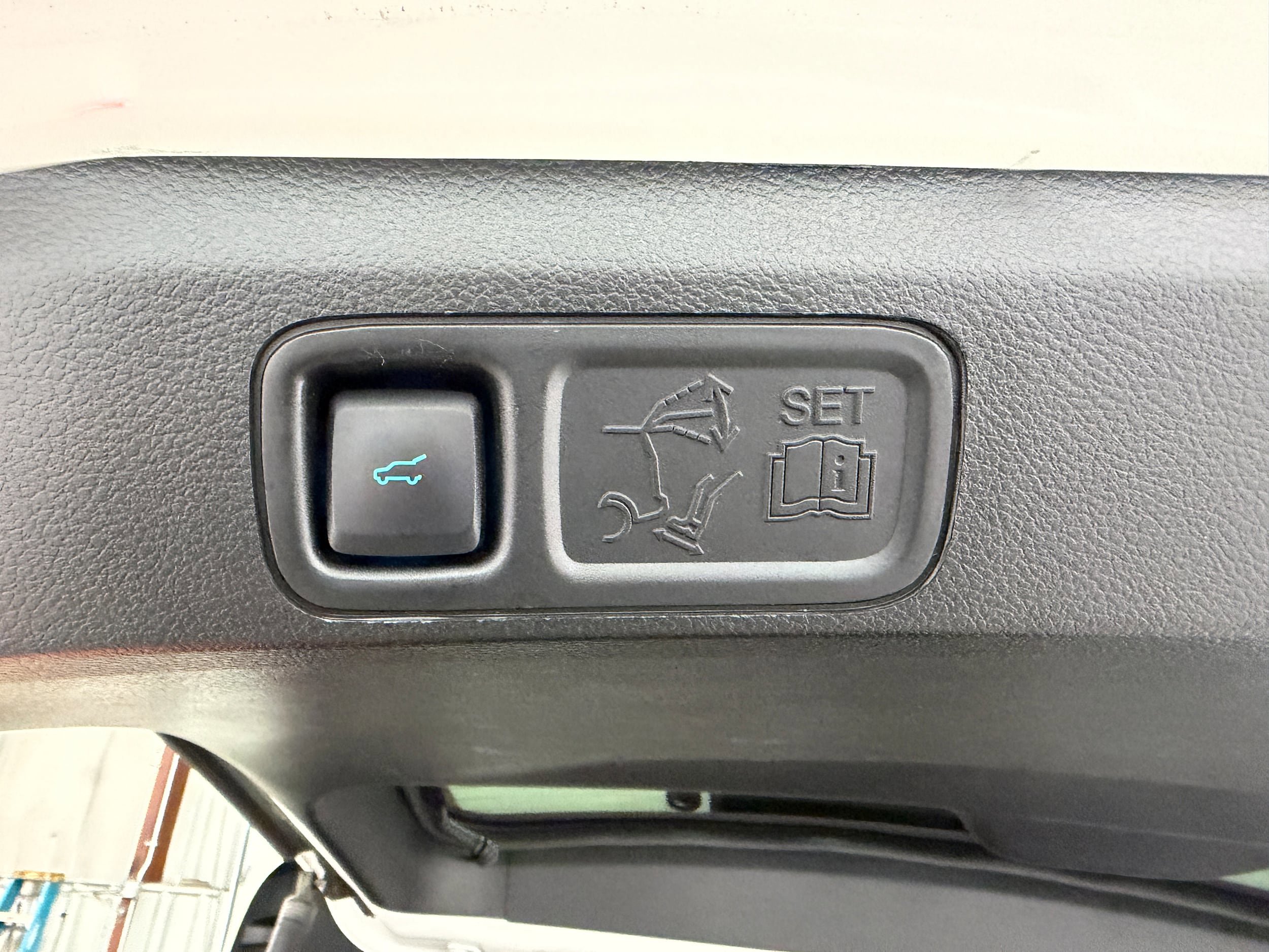 Used 2021 Ford Expedition Max Platinum AWD/4WD image 37