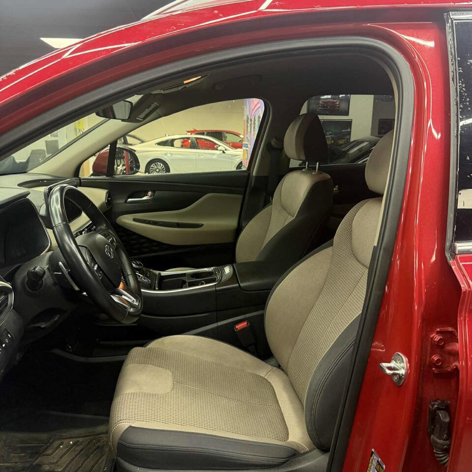 Used 2023 Hyundai Santa Fe SEL image 11