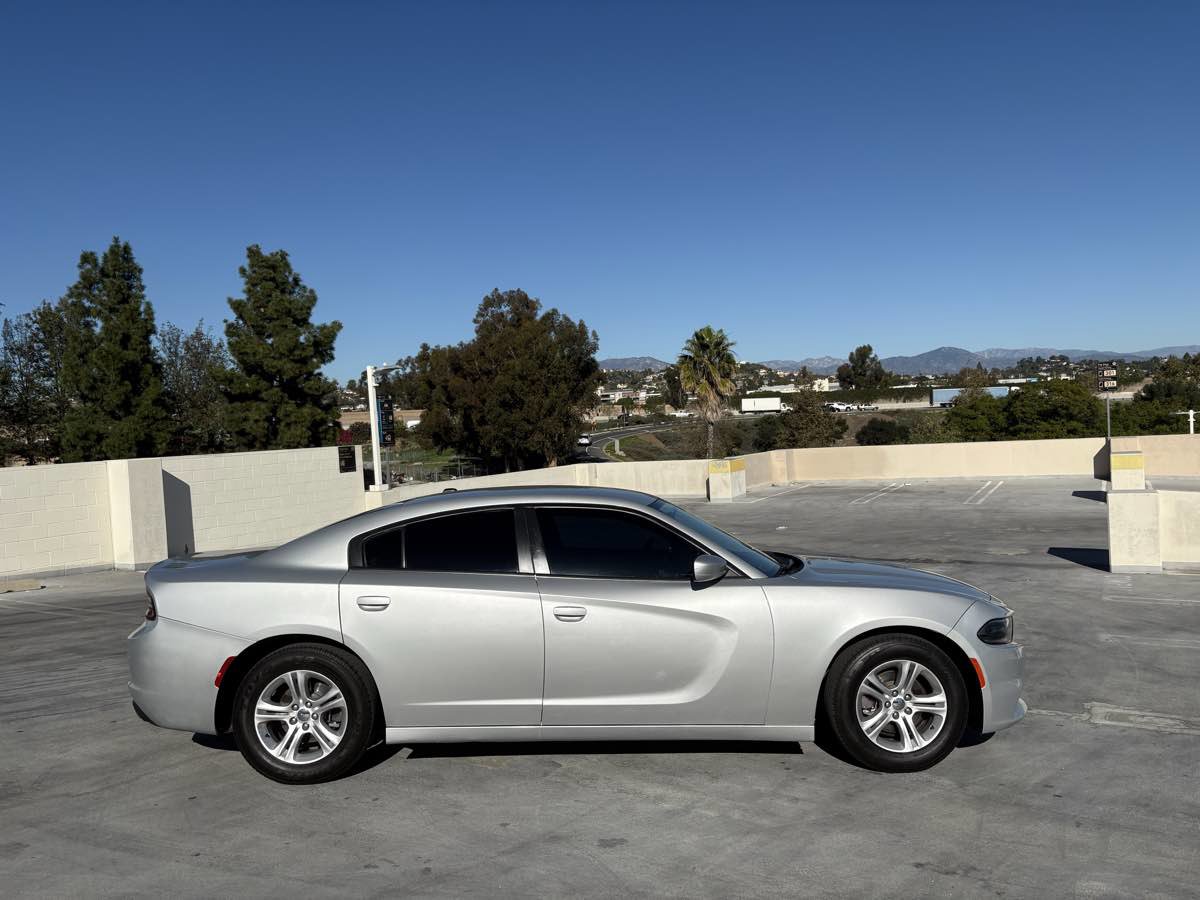 Used 2019 Dodge Charger SXT image 26
