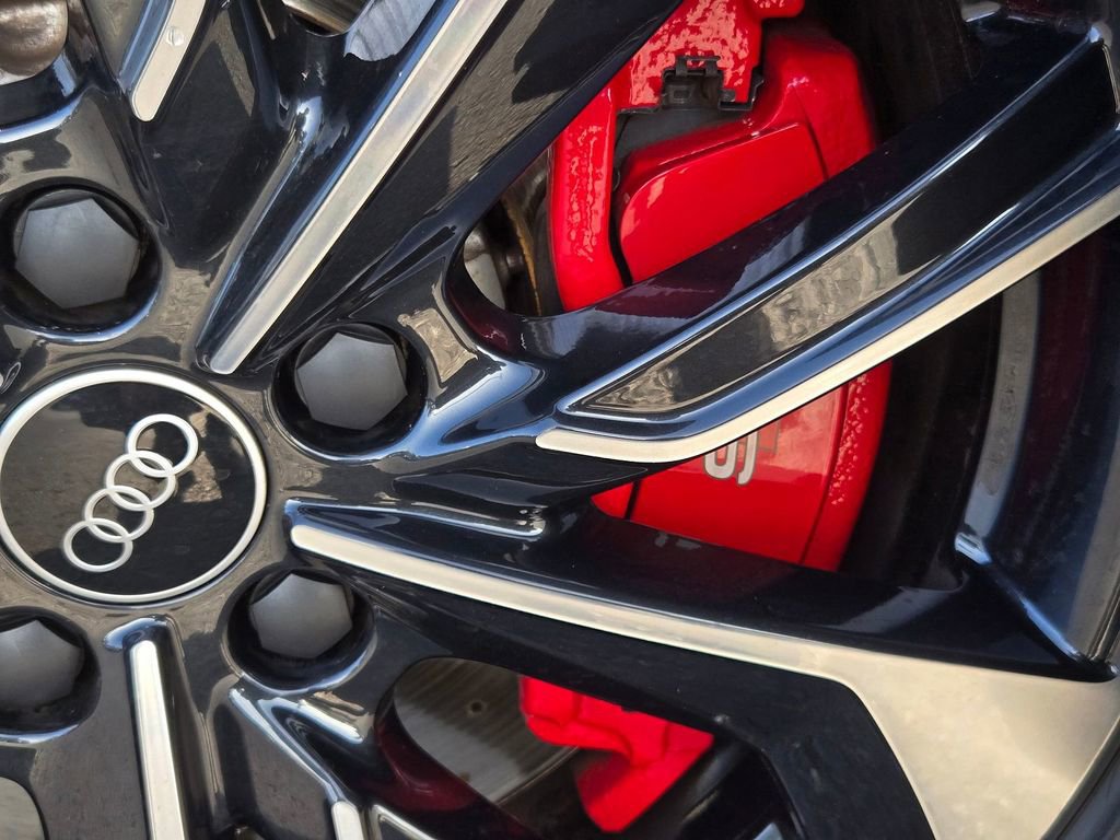 Used 2022 Audi S3 Prestige image 9