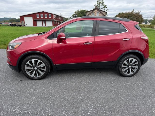 Used 2017 Buick Encore Essence FWD image 2