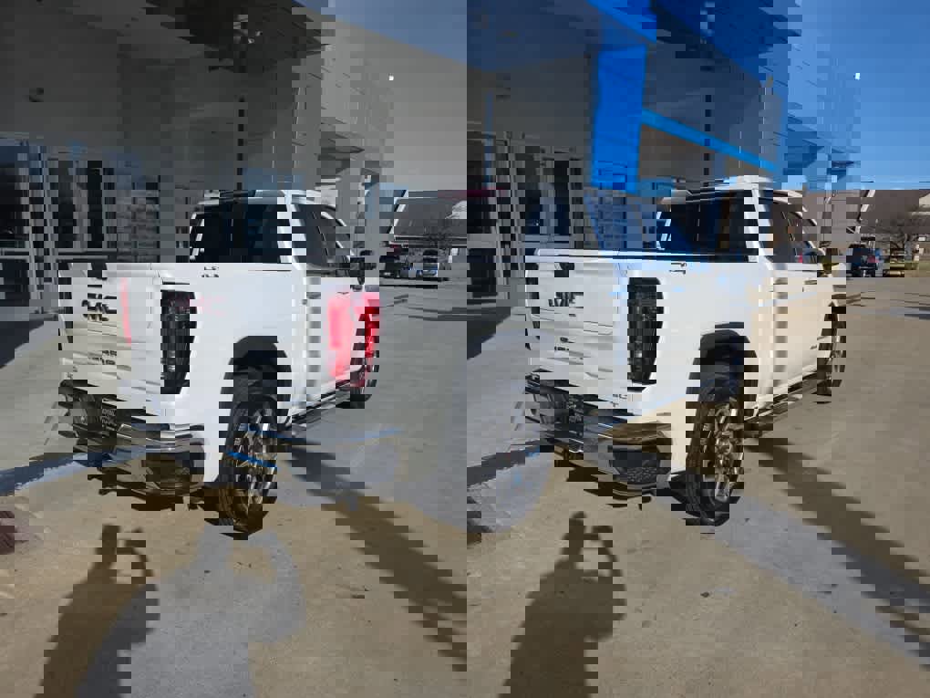 Used 2025 GMC Sierra 1500 SLT w/ SLT Premium Package image 8