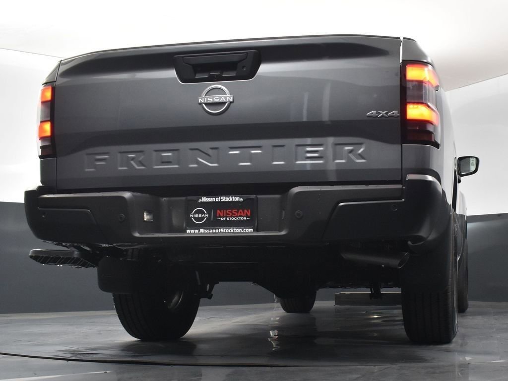 New 2026 Nissan Frontier S image 34