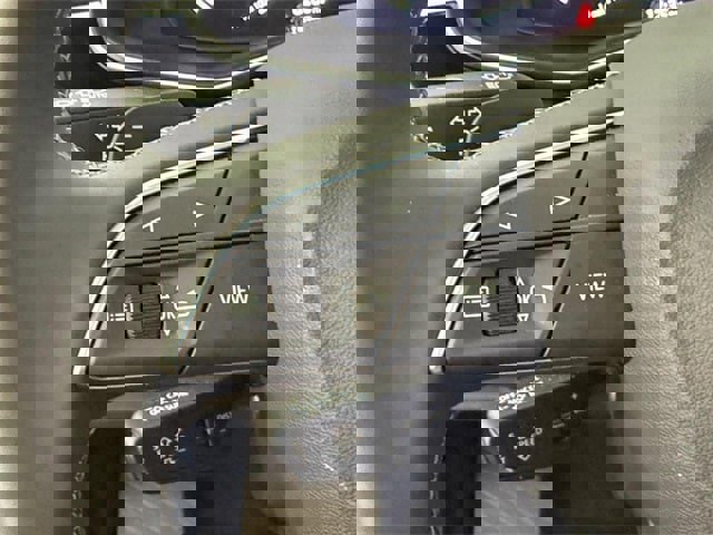 Certified 2025 Audi Q8 Premium image 16