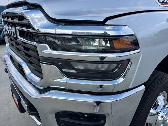 New 2027 RAM 3500 Tradesman AWD/4WD image 13