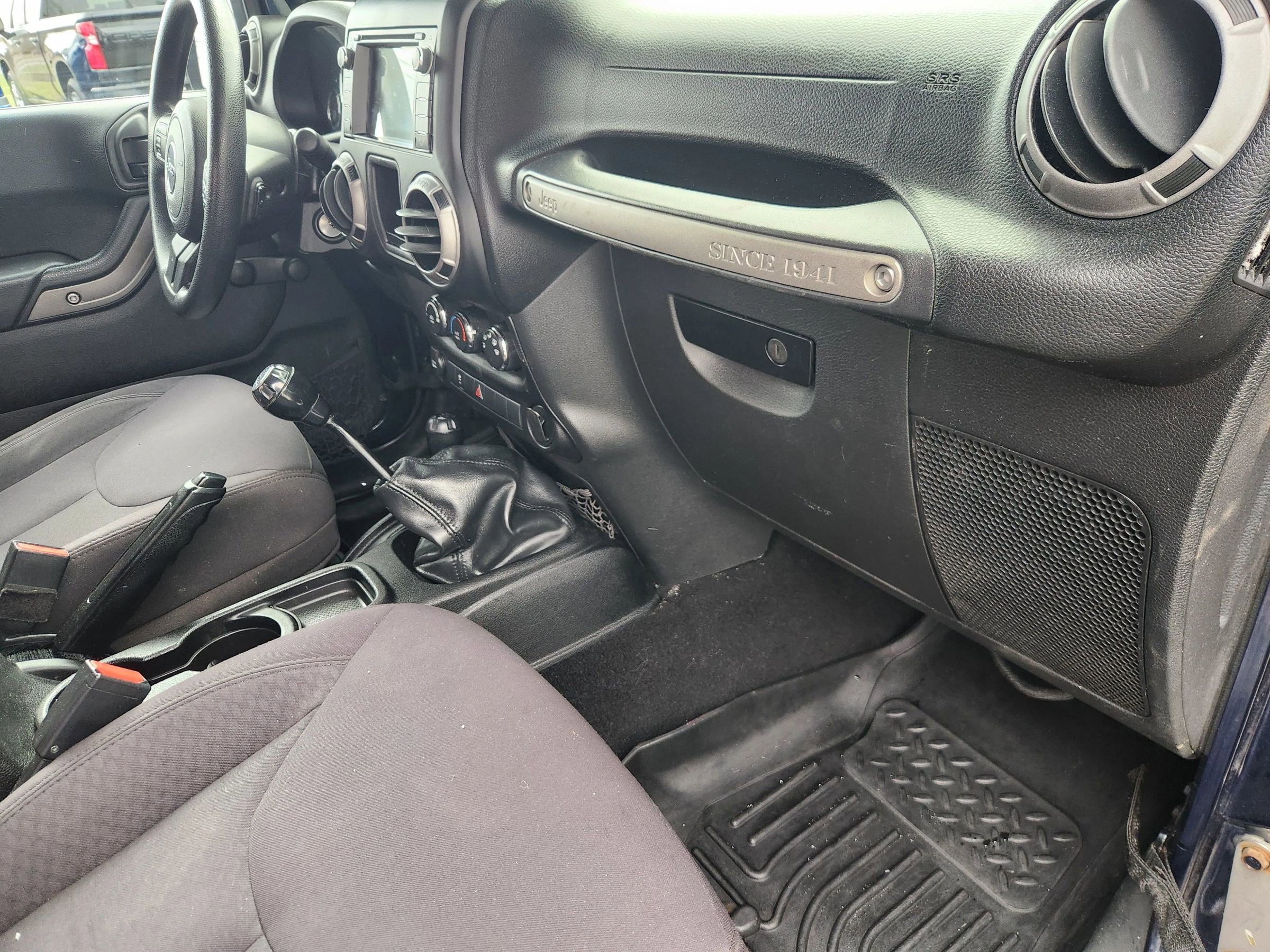 Used 2013 Jeep Wrangler Sport image 37