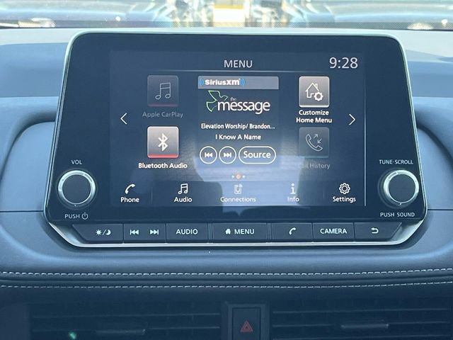 Used 2025 Nissan Rogue S FWD image 15