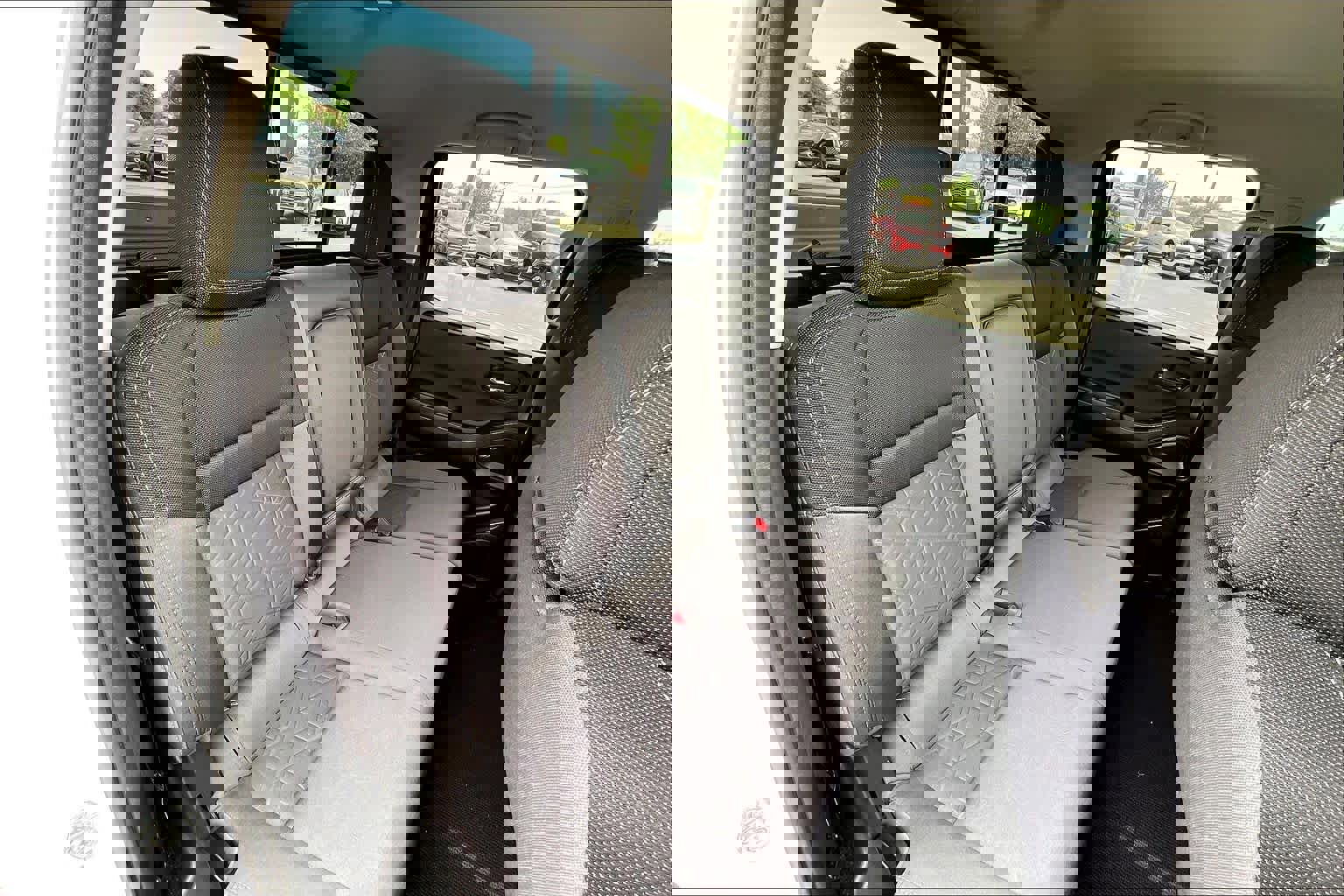 Used 2025 Nissan Frontier SV AWD/4WD image 18