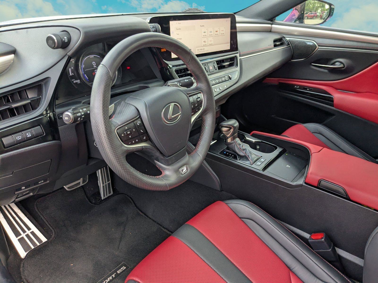 Used 2023 Lexus ES 300h F Sport w/ Accessory Package (Z2) FWD image 7