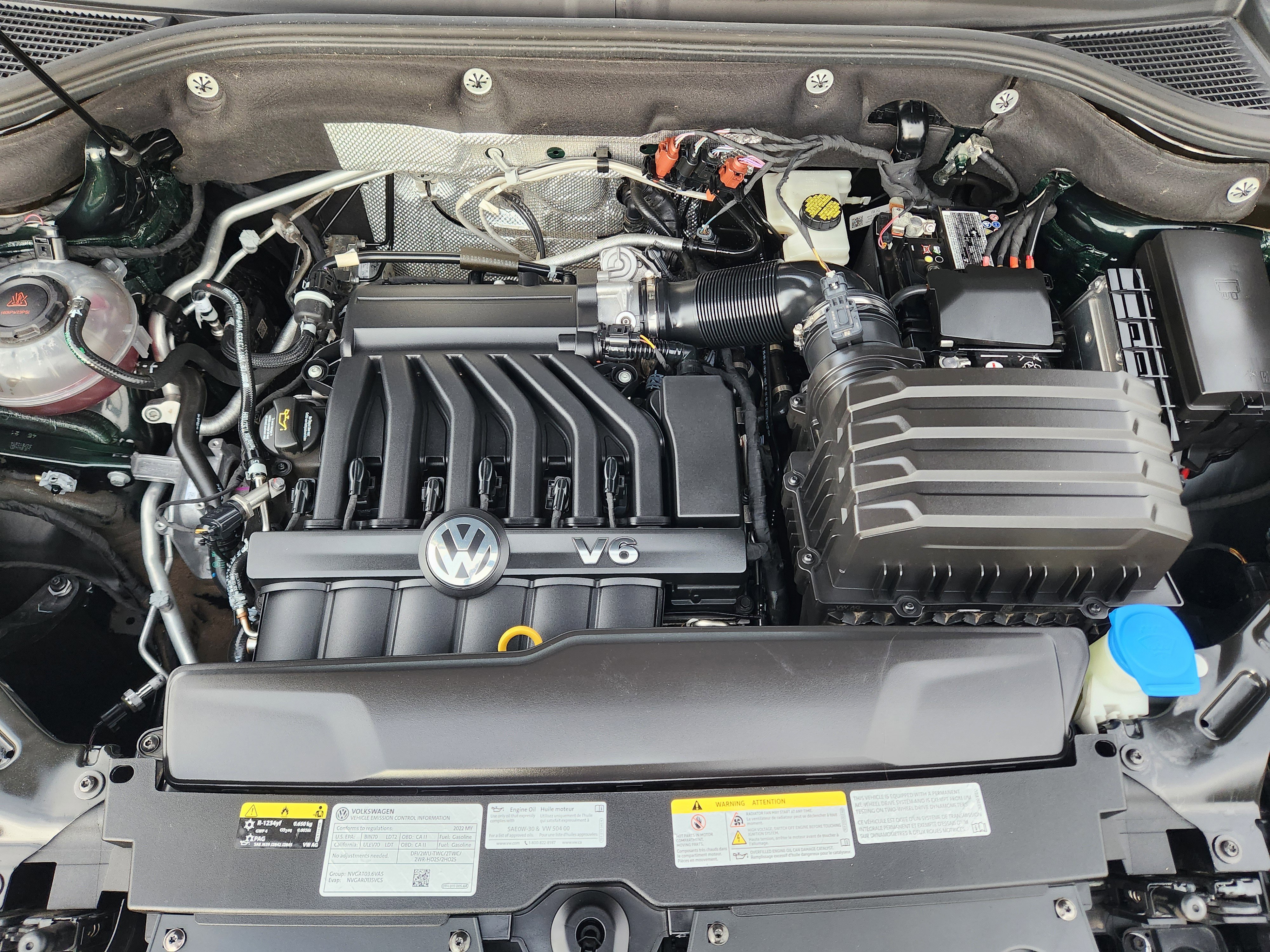 Certified 2022 Volkswagen Atlas SEL Premium image 24