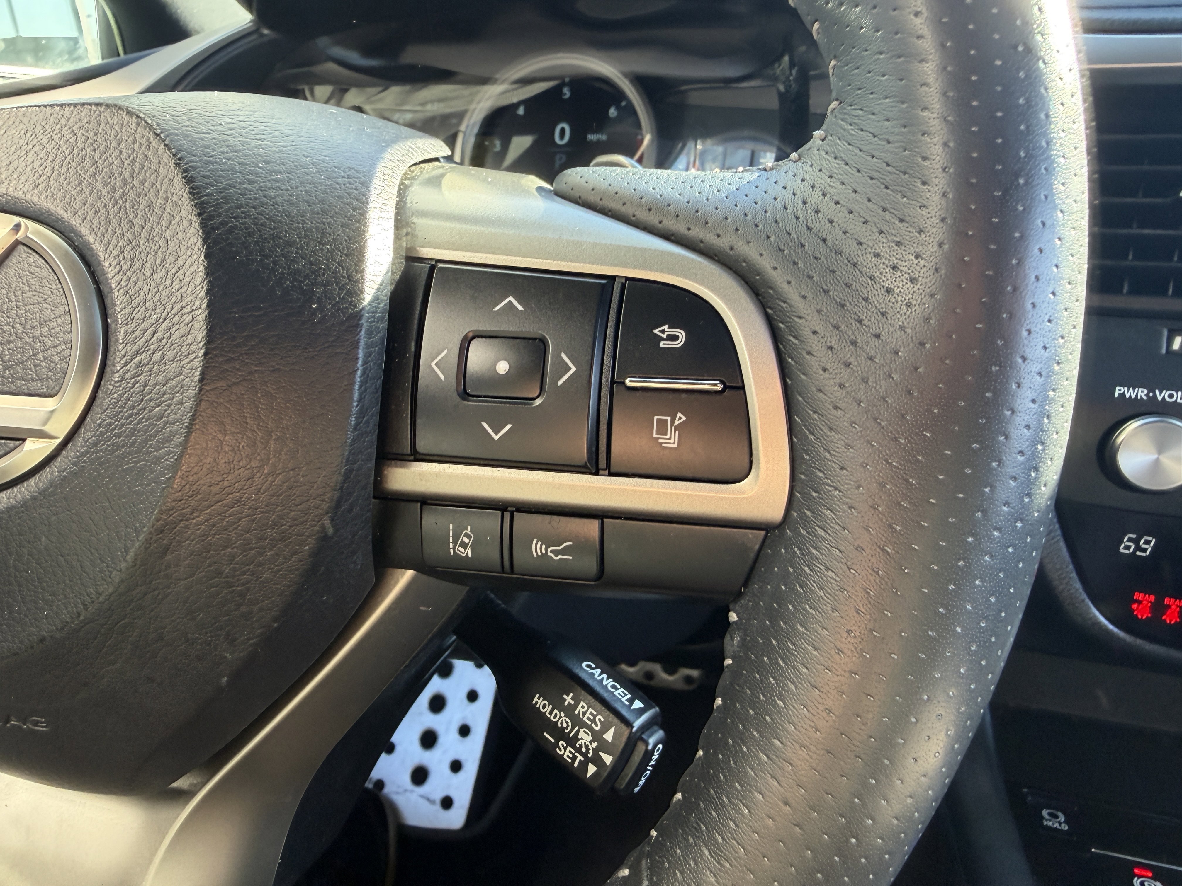 Used 2022 Lexus RX 350 F Sport image 33