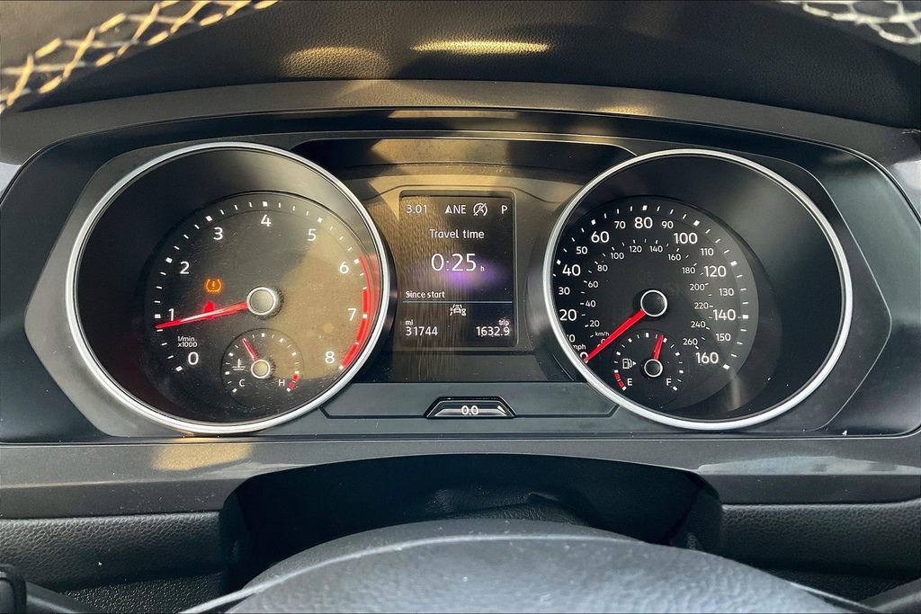 Used 2021 Volkswagen Tiguan SE image 23