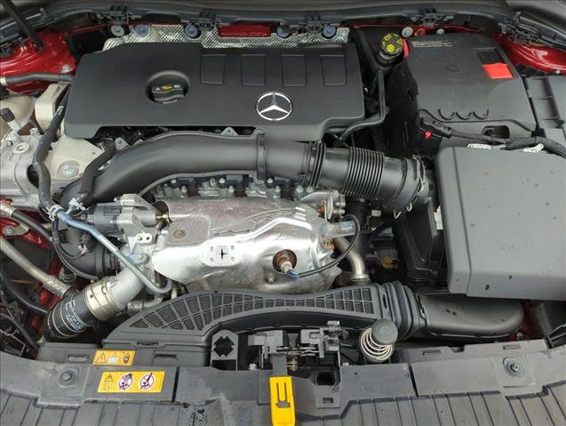 Certified 2021 Mercedes-Benz GLA 250 4MATIC image 22