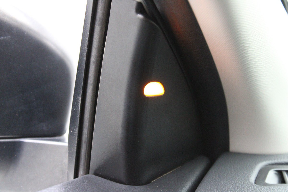 Used 2020 Nissan Rogue Sport SL FWD image 14