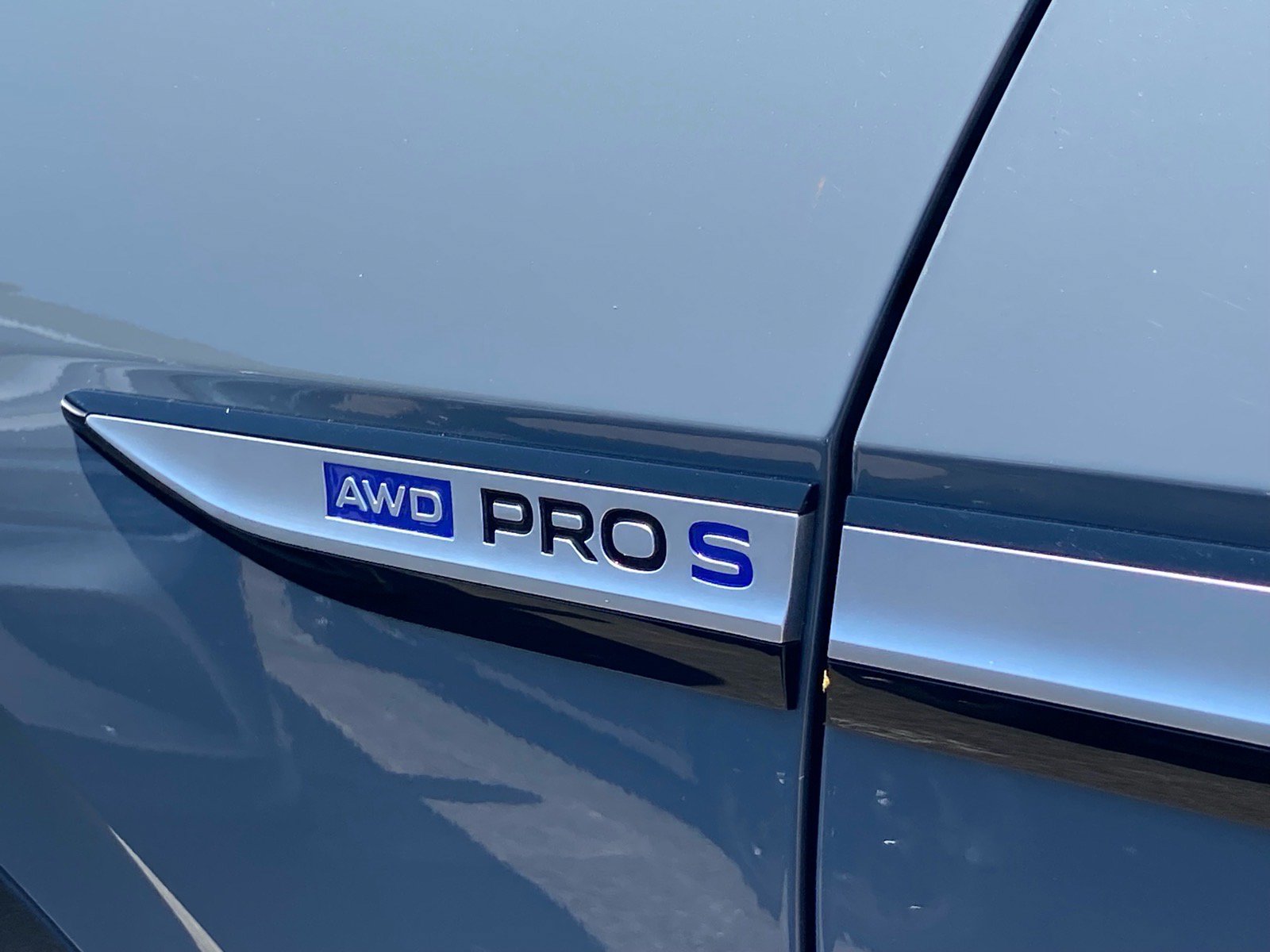 Certified 2023 Volkswagen ID.4 Pro S Plus AWD/4WD image 5