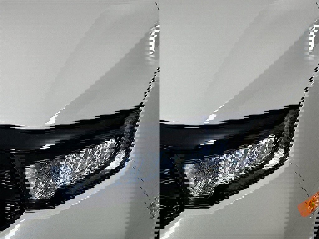 New 2025 Honda Odyssey Touring image 2