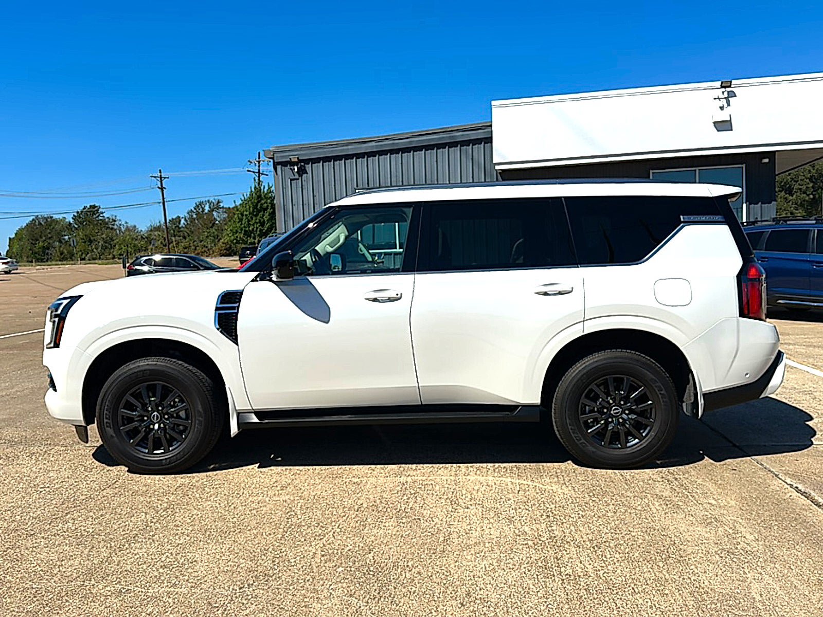 Certified 2026 Nissan Armada SV RWD image 5