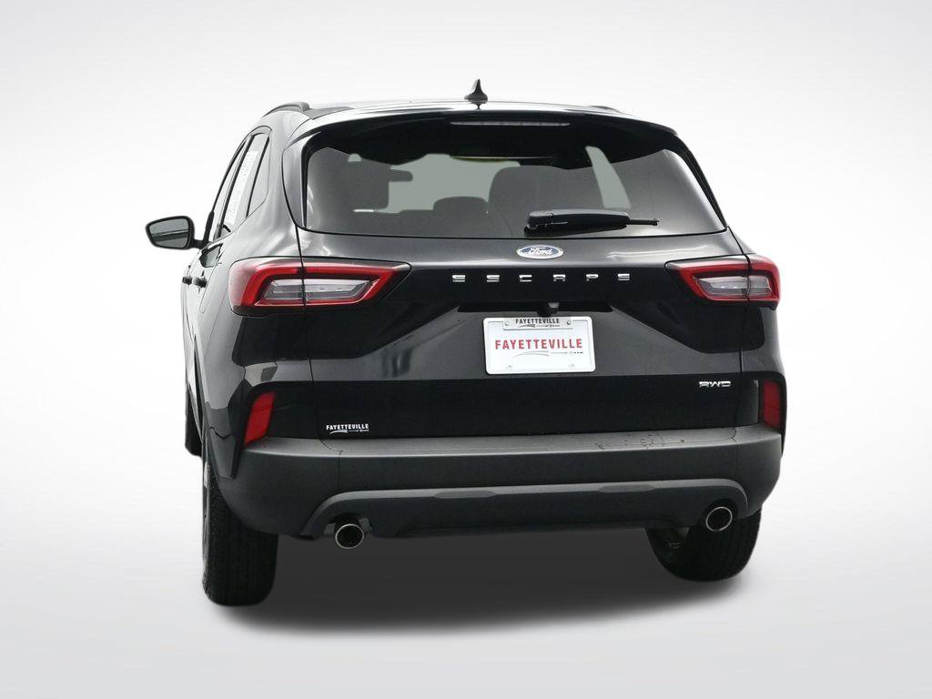 Used 2025 Ford Escape ST-Line AWD/4WD image 9