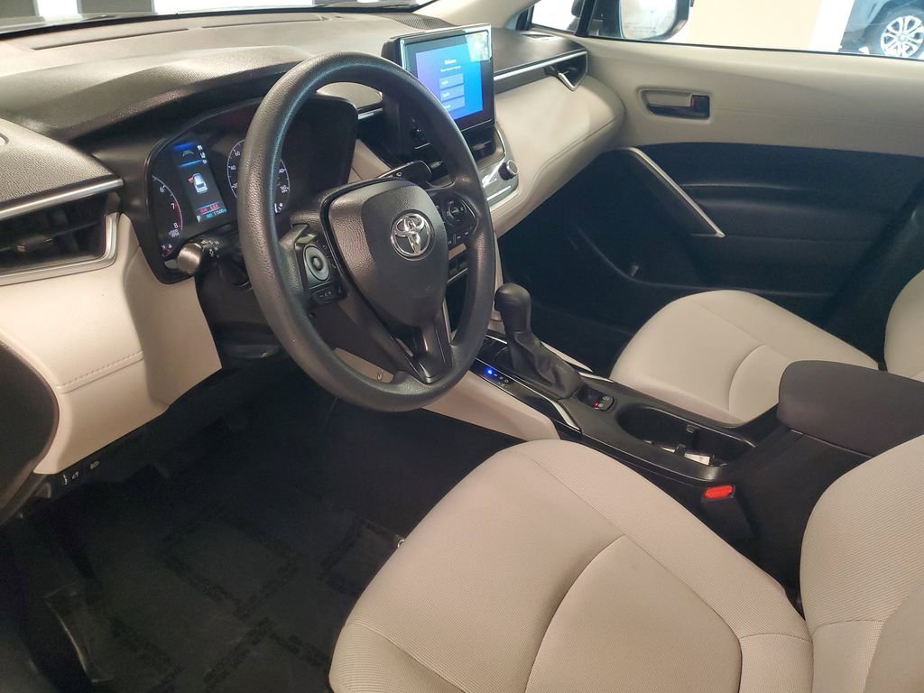 Used 2023 Toyota Corolla Cross L image 15