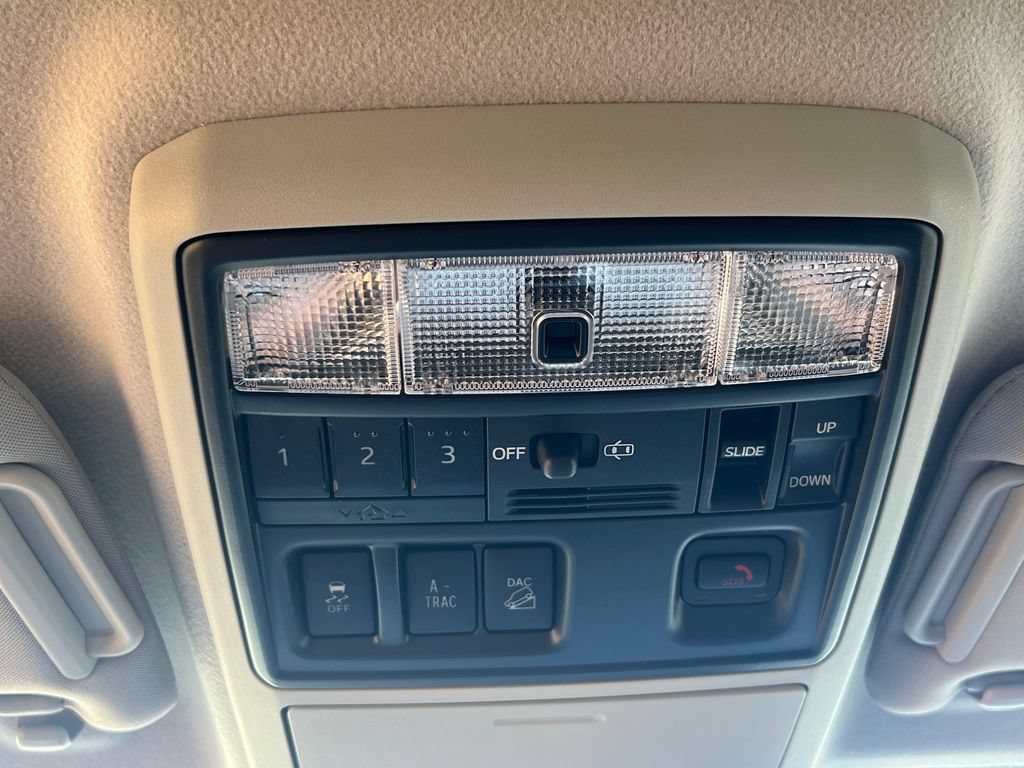 Used 2023 Toyota 4Runner Limited AWD/4WD image 37